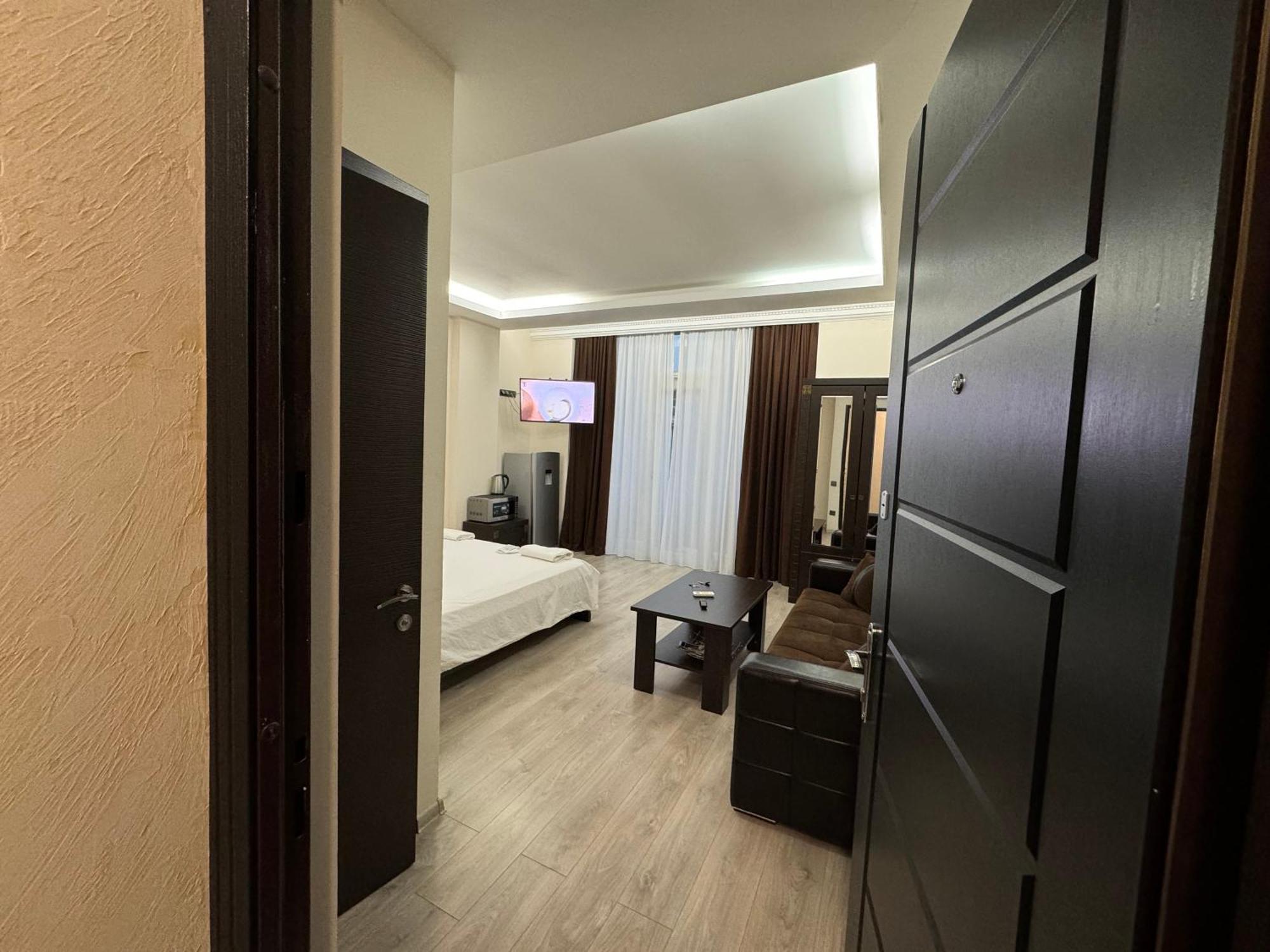 Iko'S Family Apartments Batumi Eksteriør bilde